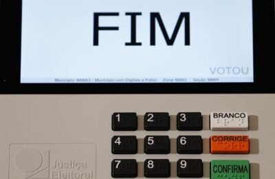Federação PSOL-Rede oficializa apoio à candidatura de Lula à reeleição