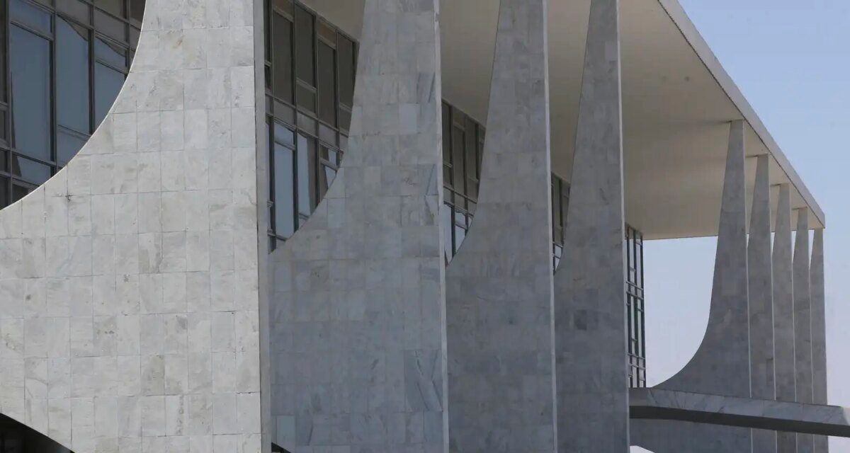 Governo abre processo de reciprocidade contra tarifas dos EUA
