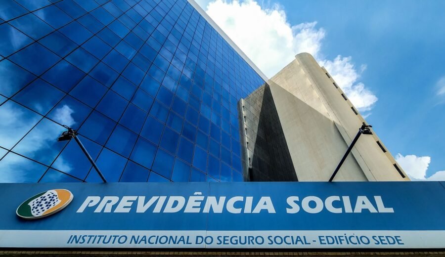 INSS: entenda casos que permitem auxílio e aposentadoria sem carência