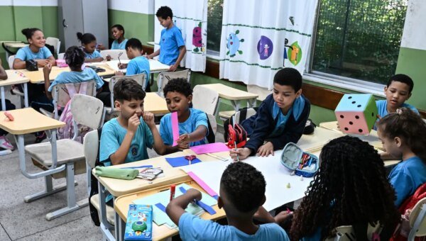 Instituto Natura Brasil analisa Ideb 2025 de escolas 100% integral