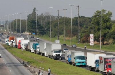 Lei garante frete mínimo no transporte de cargas; saiba o que muda