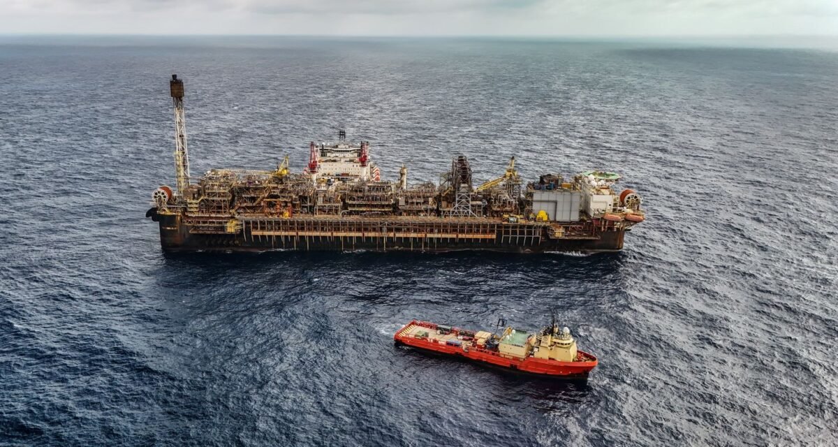 Leilões de petróleo em outubro terão recorde de áreas em disputa