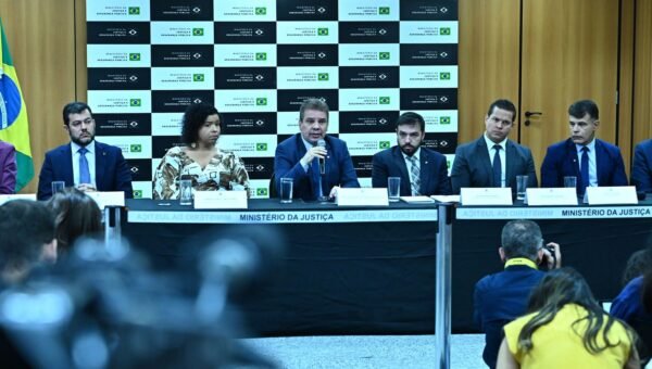 MJ detalha operação para desarticular ataques a Brasília