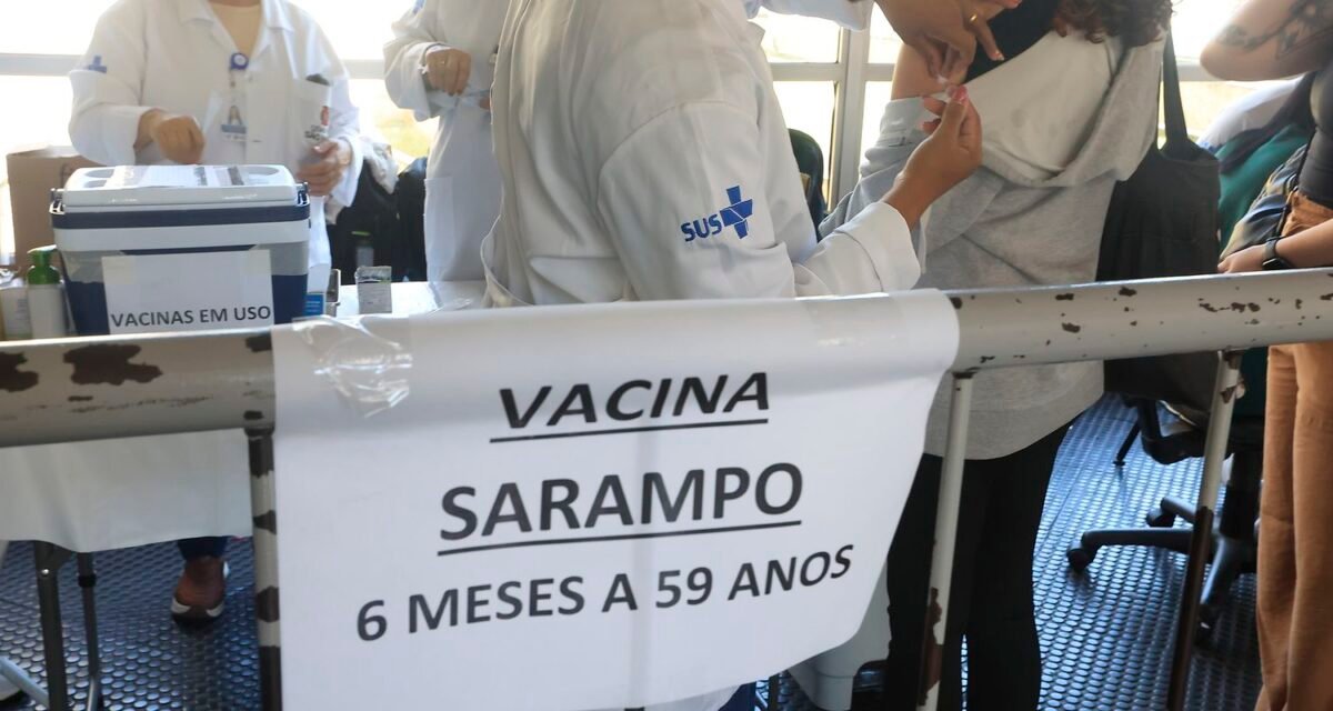 Mais de 795 mil vacinas contra o sarampo foram aplicadas em São Paulo