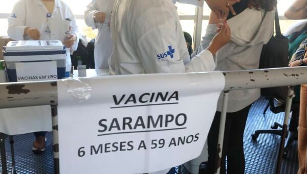 Mais de 795 mil vacinas contra o sarampo foram aplicadas em São Paulo