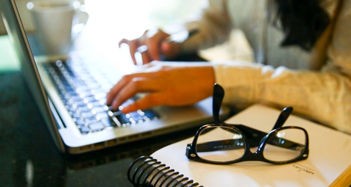 Mulheres são maioria no setor de seguros, mas minoria na liderança