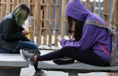 Na era da IA, inclusão digital deve ser crítica, defende educadora