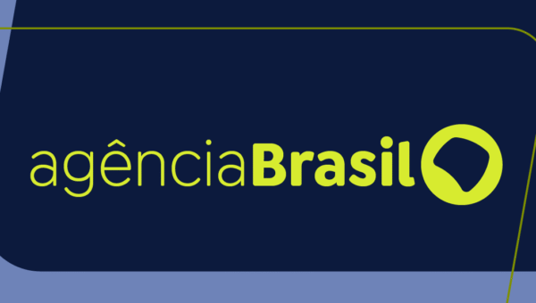 No Rio, fonoaudióloga é atingida por tiro no pescoço dentro de ônibus