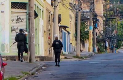 PM do RJ prende 13 em ação contra Comando Vermelho; 4 morreram