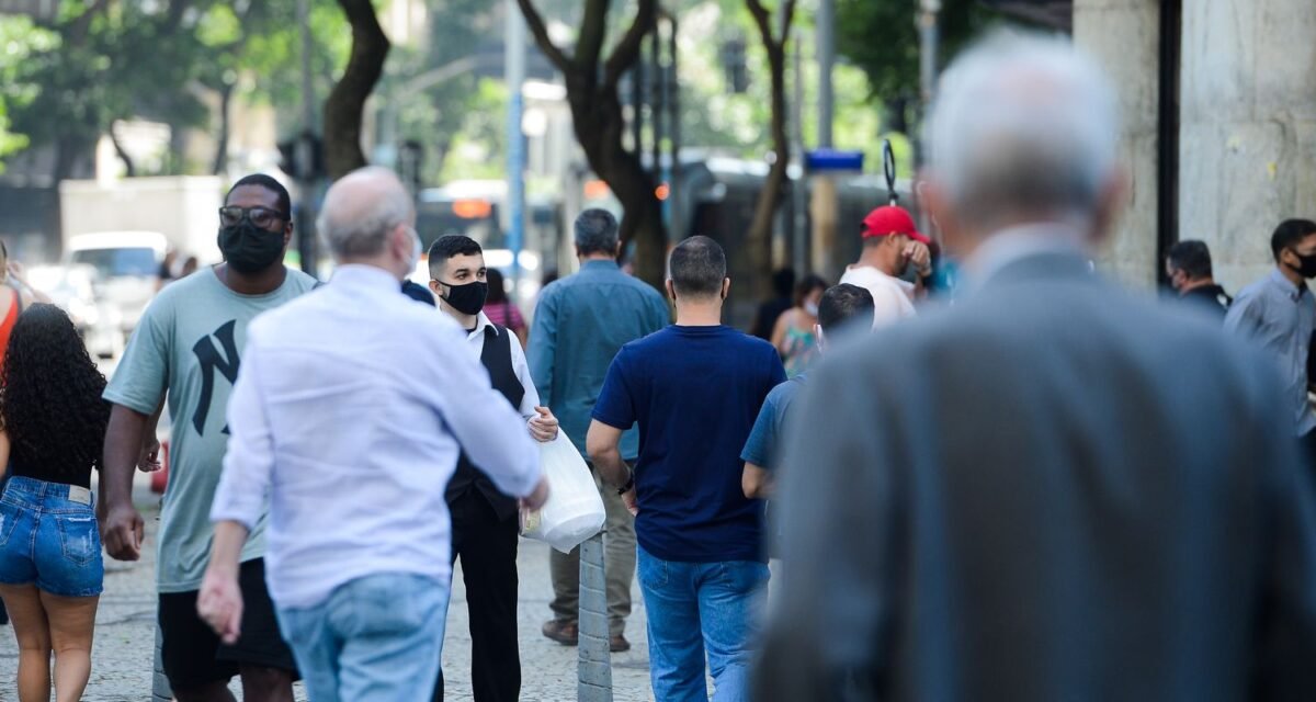 Para 81% dos brasileiros, é fundamental que candidato acredite em Deus