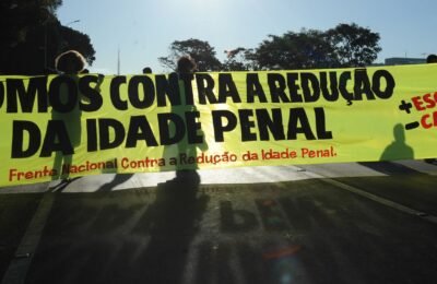 Pediatras se manifestam contrários à redução da maioridade penal