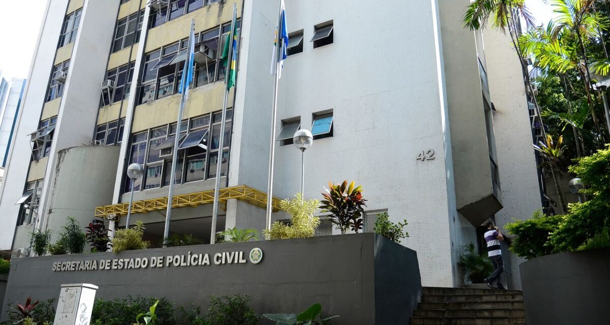 Polícia do Rio faz operações para prender dezenas de integrantes do CV