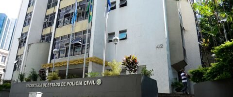 Polícia do Rio faz operações para prender dezenas de integrantes do CV