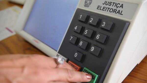 RJ: quase 13 milhões de eleitores estão aptos a votar no 1º turno