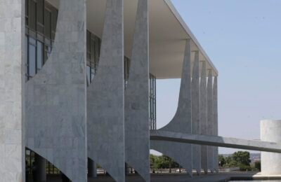 Saiba quais as atribuições do presidente da República e governadores