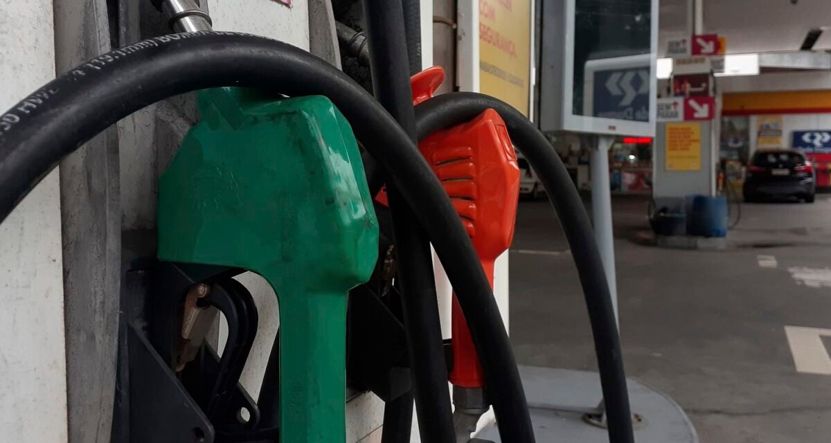 Segunda maior refinaria do país reduz preço da gasolina em 11,3%