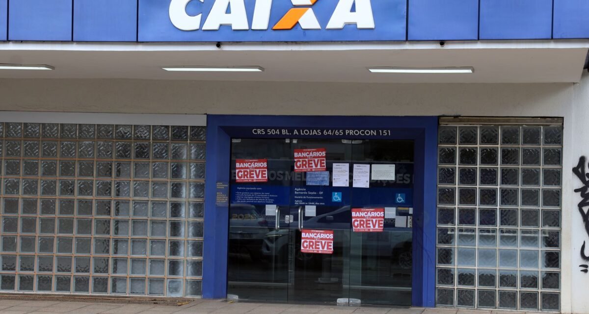 Caixa entra em greve nacional; BB tem paralisação parcial