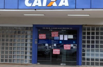 Caixa entra em greve nacional; BB tem paralisação parcial