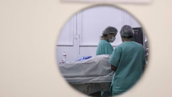 Câncer: estudo alerta para riscos de melanoma fora da pele
