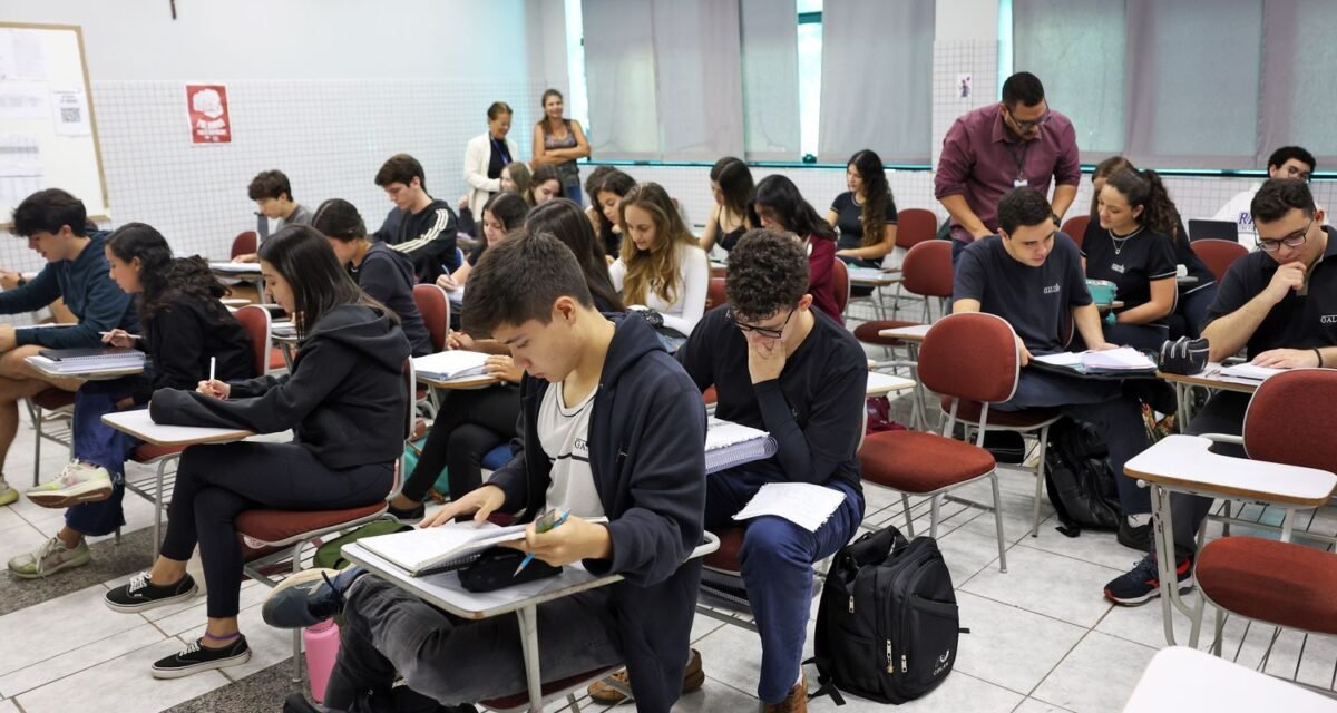 Convocação da lista de espera do Fies no 2º semestre termina na quinta