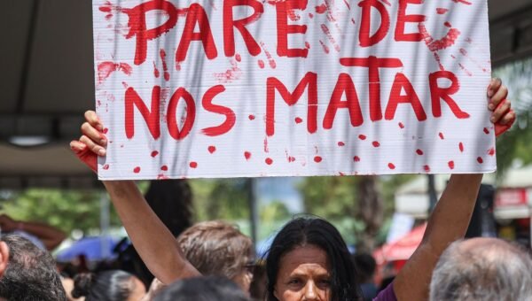 Entidades denunciam agressões às mulheres que disputam cargos