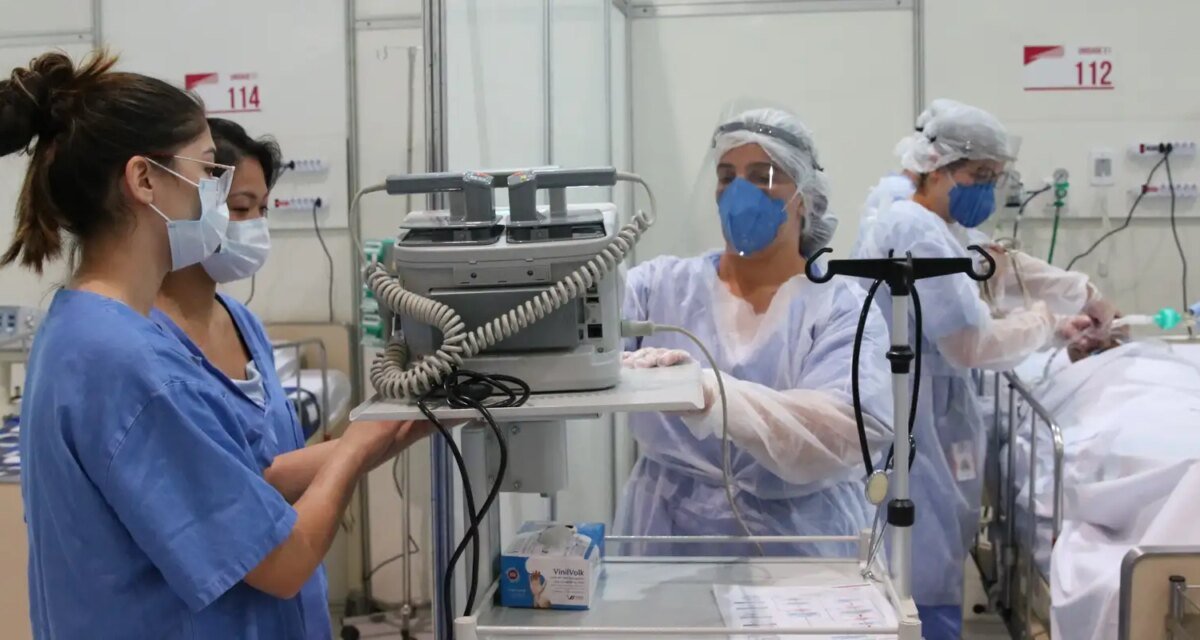 Estudo aponta esgotamento emocional e burnout de médicos de UTI