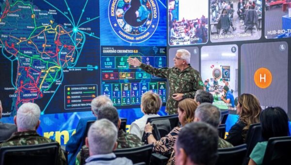 Exército simula defesa cibernética no Brasil às vésperas da eleição