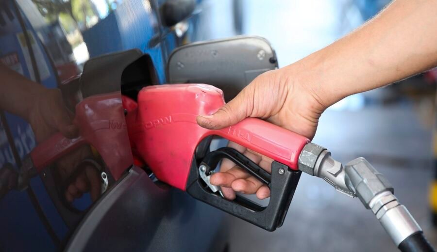 Fazenda mantém subsídio de R$ 2,12 ao óleo diesel