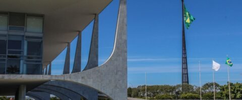 Frente de prefeitos apresenta carta com propostas aos presidenciáveis