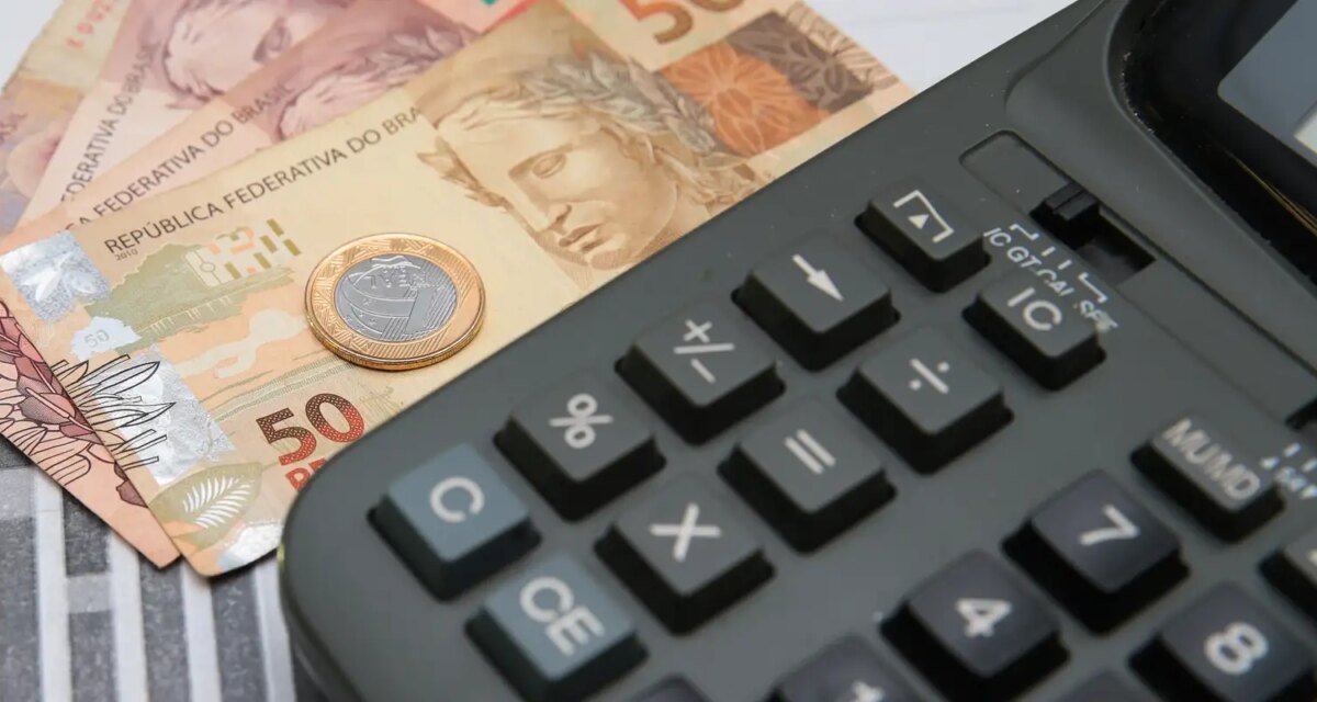 Governo prevê arrecadar R$ 636 bi com nova CBS em 2027