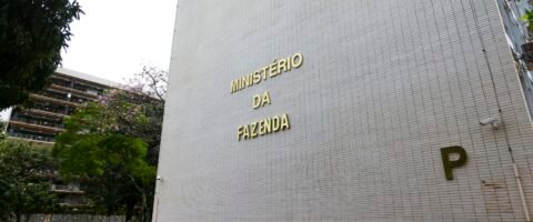 Governo reduz projeção do PIB para 2% em 2026 e 2,3% em 2027