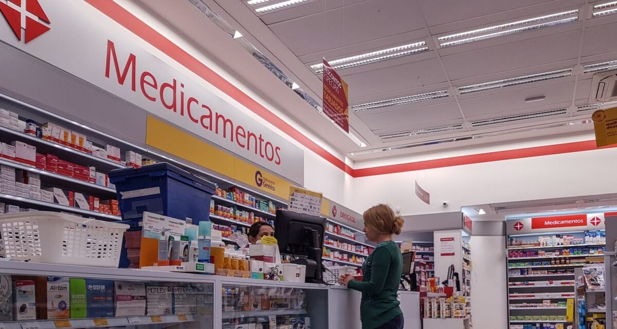 Mudanças na emissão e no controle de receitas médicas entram em vigor