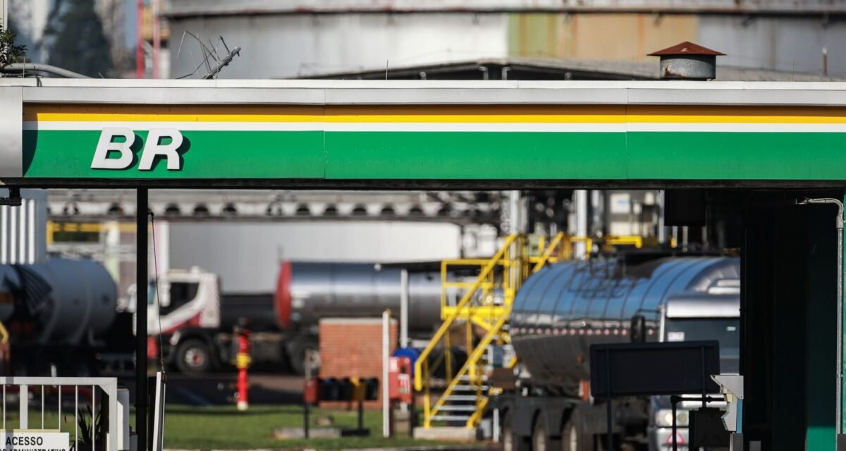 Petrobras aumenta diesel, mas subsítio mantém valor final; entenda