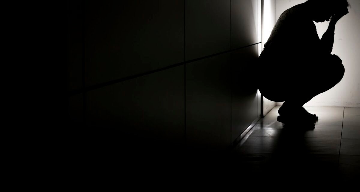 Prevenção ao suicídio: profissionais de saúde destacam riscos com bets