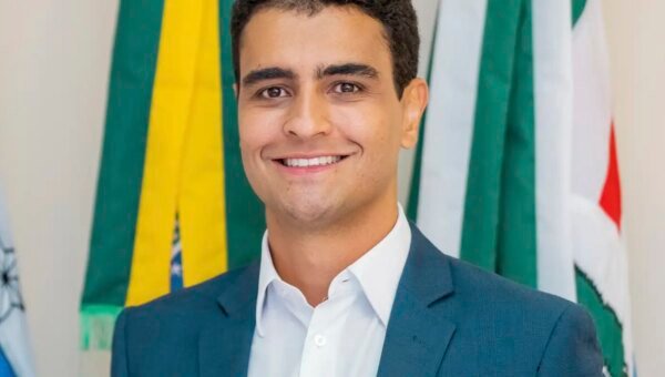 Alagoas elege JHC governador no primeiro turno
