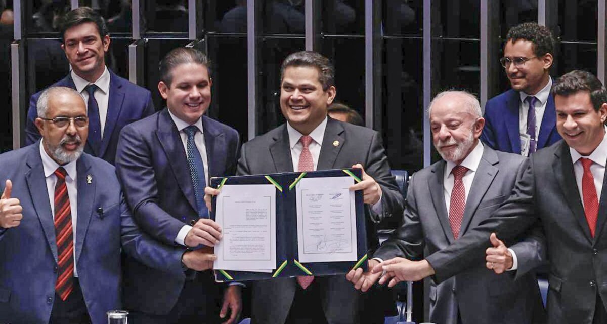 Alcolumbre homenageia Paim no fim da 6x1; entenda motivo