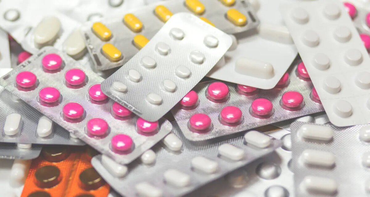 Anvisa proíbe lotes de medicamento para tratar câncer