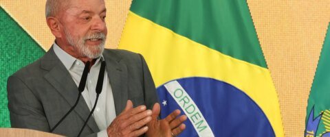 Após vitória nas urnas, Lula vai retomar viagens internacionais