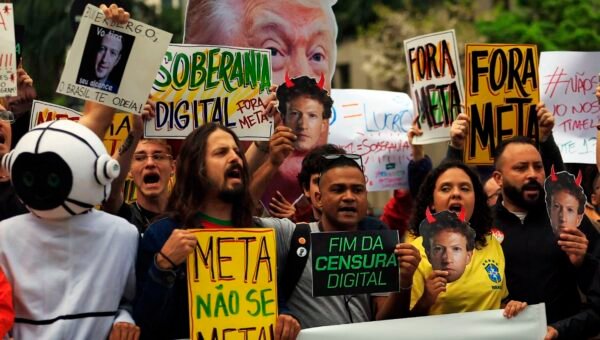 Ato em São Paulo cobra neutralidade da Meta nas eleições