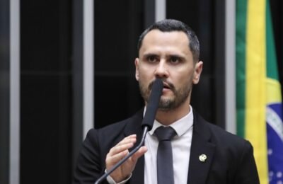 Cleitinho Azevedo é eleito governador de Minas Gerais no primeiro turn