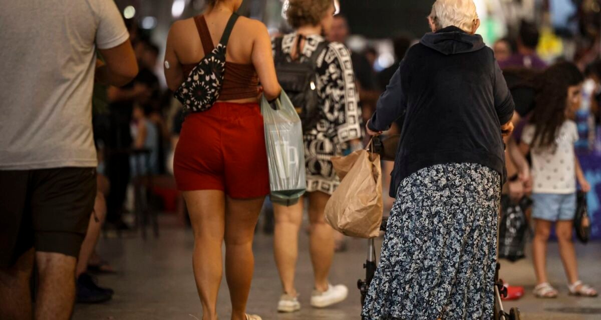 Corte amplo de gastos públicos afetaria área social, dizem economistas