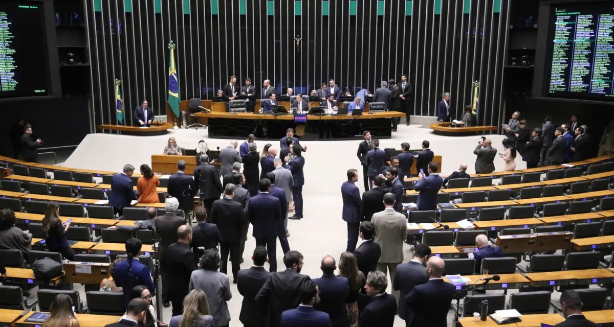 Cresce número de mulheres eleitas para o Congresso Nacional