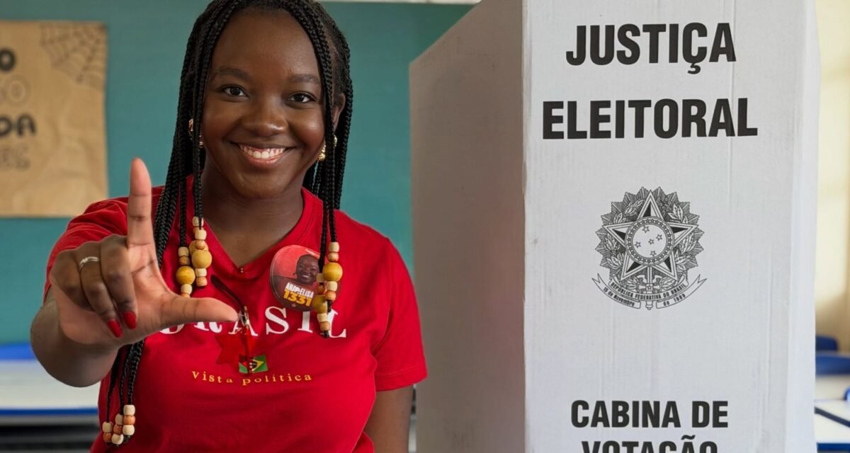 Deputada federal mais jovem eleita tem 21 anos e é de Minas Gerais