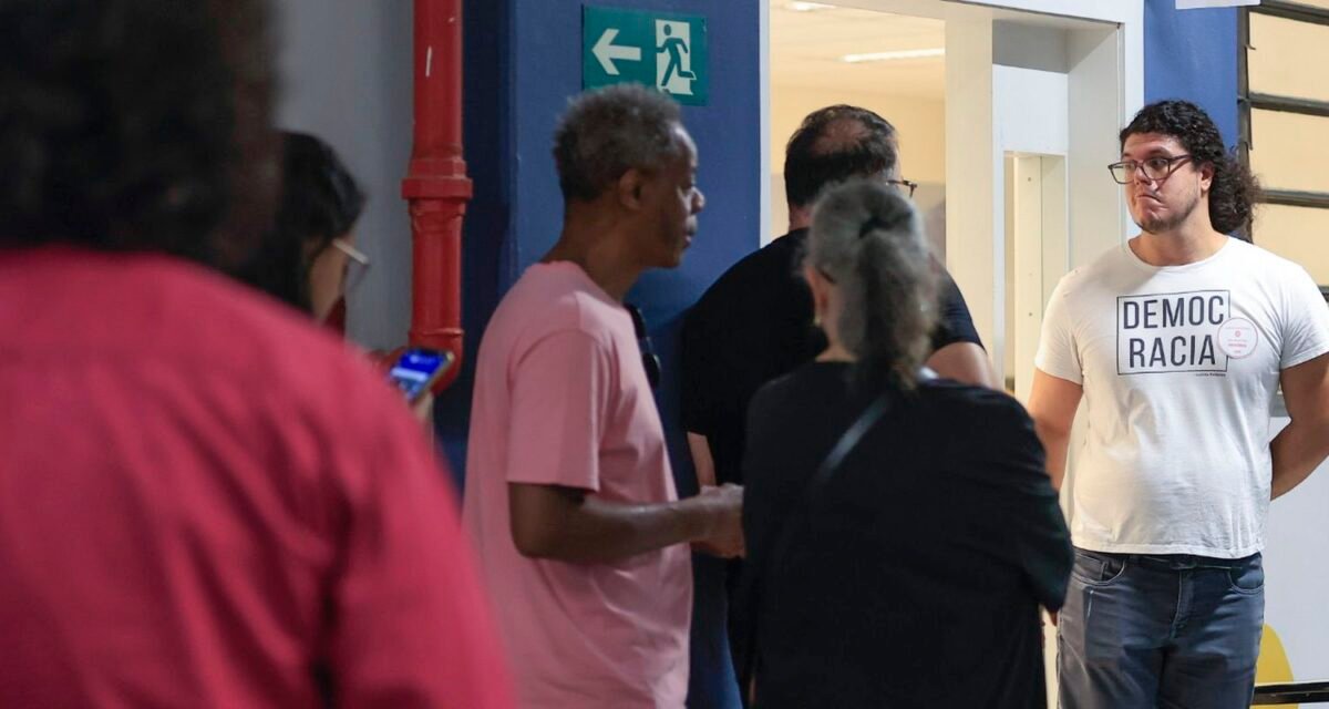Eleitores têm até as 17h para escolher candidatos
