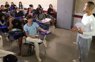 Enem 2026: inscrito automaticamente deve escolher idioma da prova