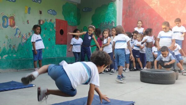 Escolas públicas têm até sábado para regularizar pendências com FNDE