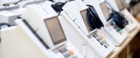 Estado de SP começa a preparar mais de 114 mil urnas para o 2º turno