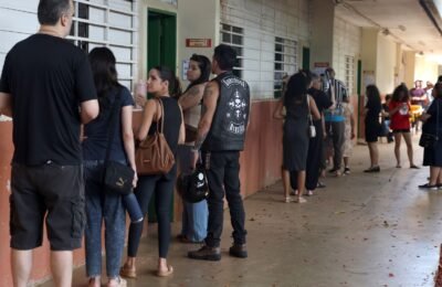 Estudantes relatam violência relacionada à eleição presidencial