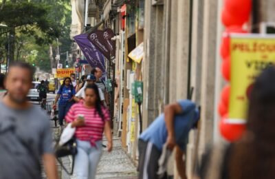 Fim da escala 6x1 traz esperança de mais tempo para família e saúde