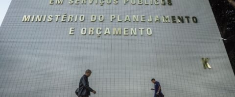 Governo pretende realocar R$ 20 bilhões no Orçamento de 2027